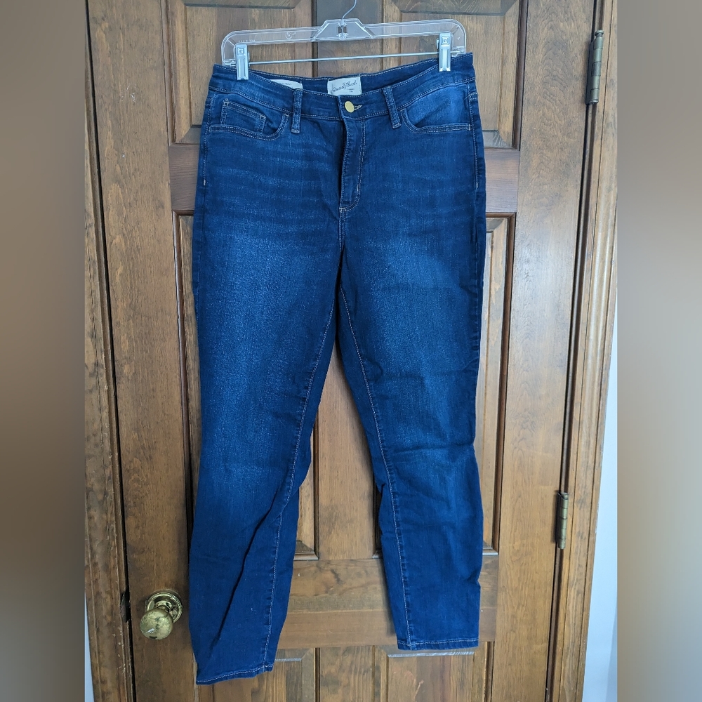 Universal Thread jeans - Picture 2 of 5